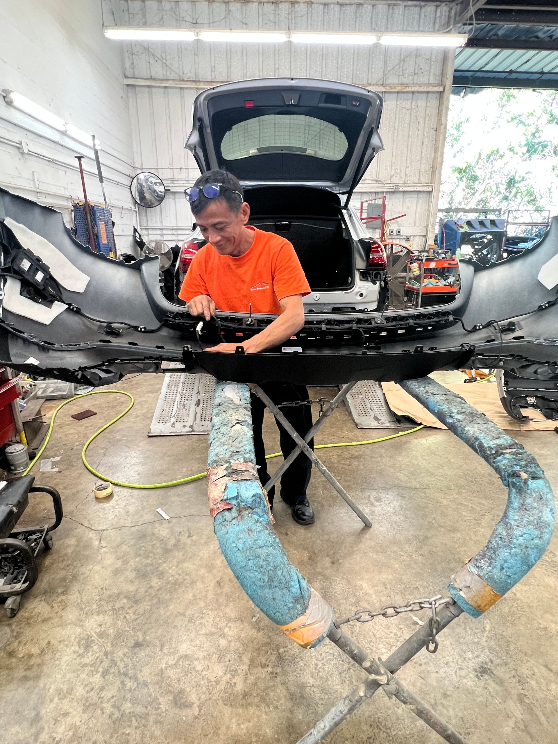 Auto paint shop Oahu, HI Classic Bodyworks