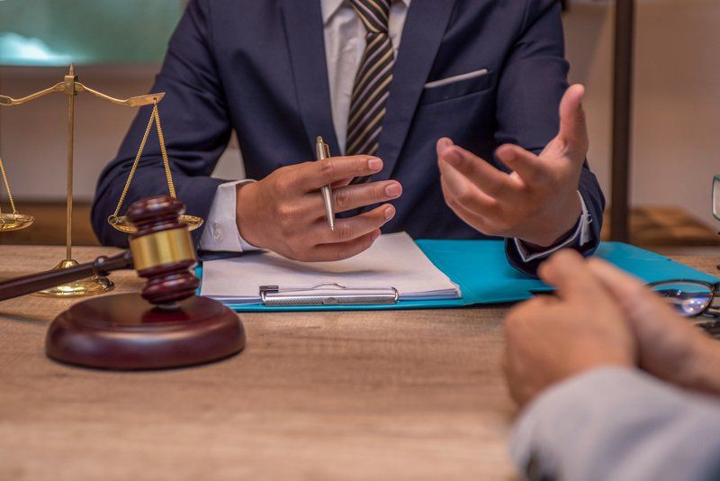 Attorney Explaining Something โ Greenup, KY โ McGinnis Leslie Attorneys At Law