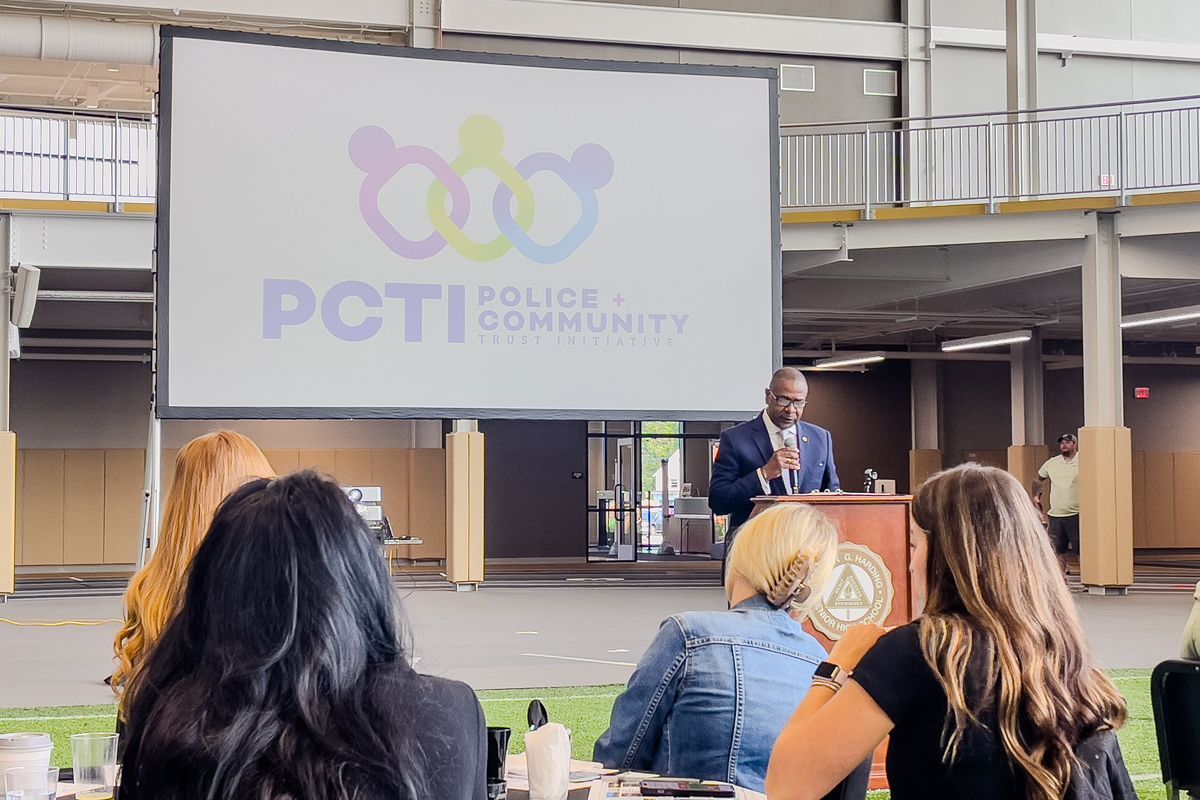 Mayor Wlliam D Franklin speaking about the Warren PCTI