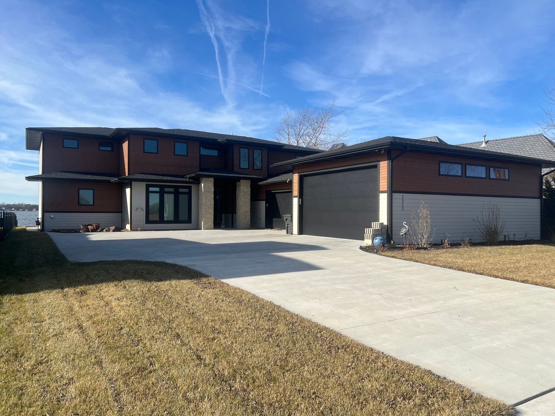 Modern House With Large Garage
