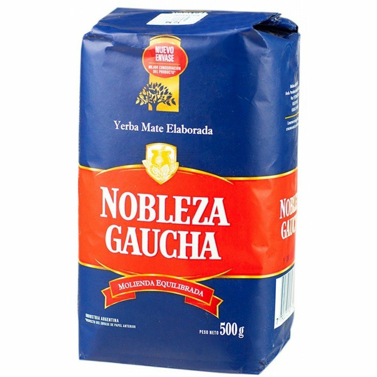 Paquete de yerba mate Noblezza Gaucha azul y rojo, 500 g, sobre fondo blanco.