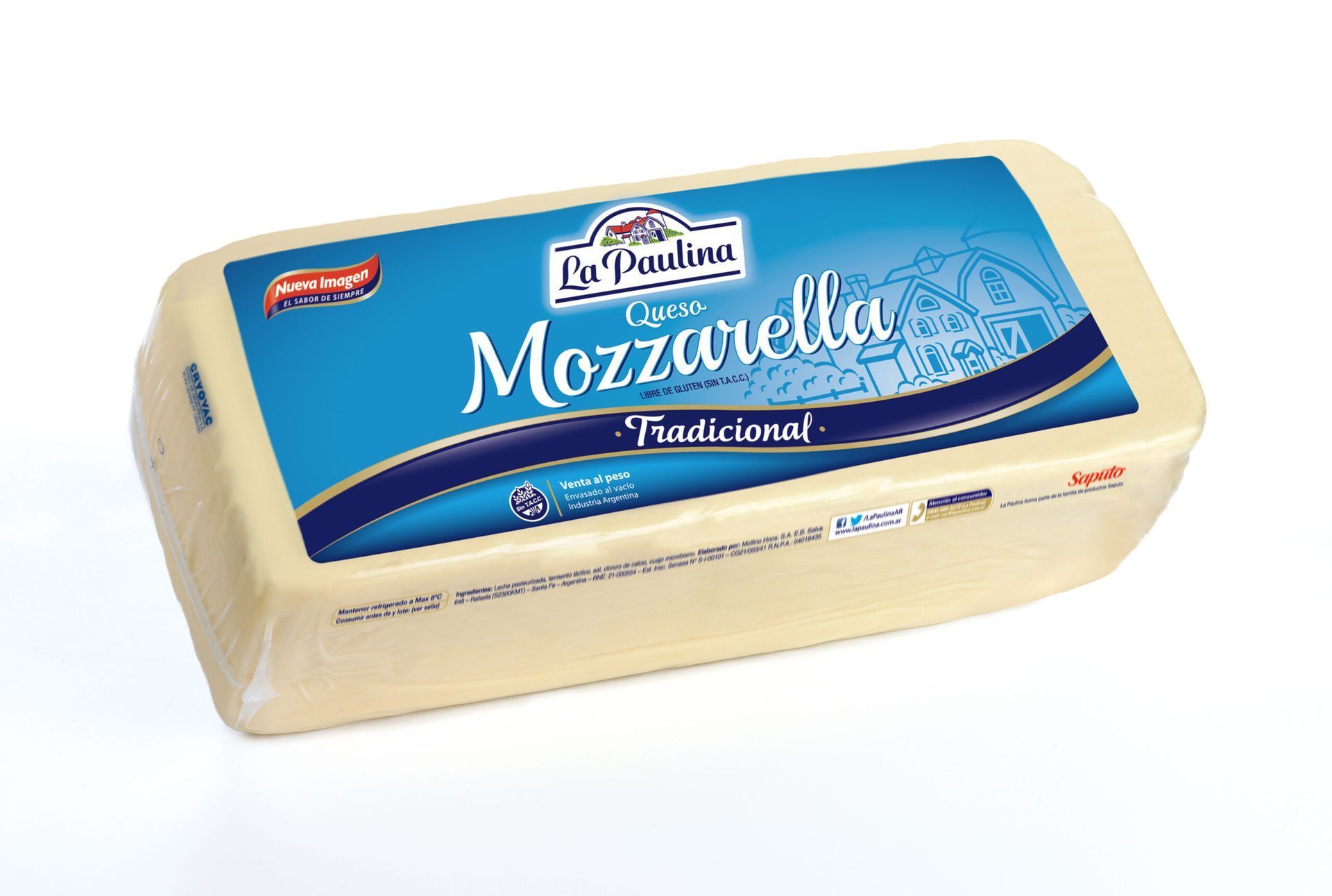 Paquete de queso mozzarella con etiqueta azul y envoltorio color crema.