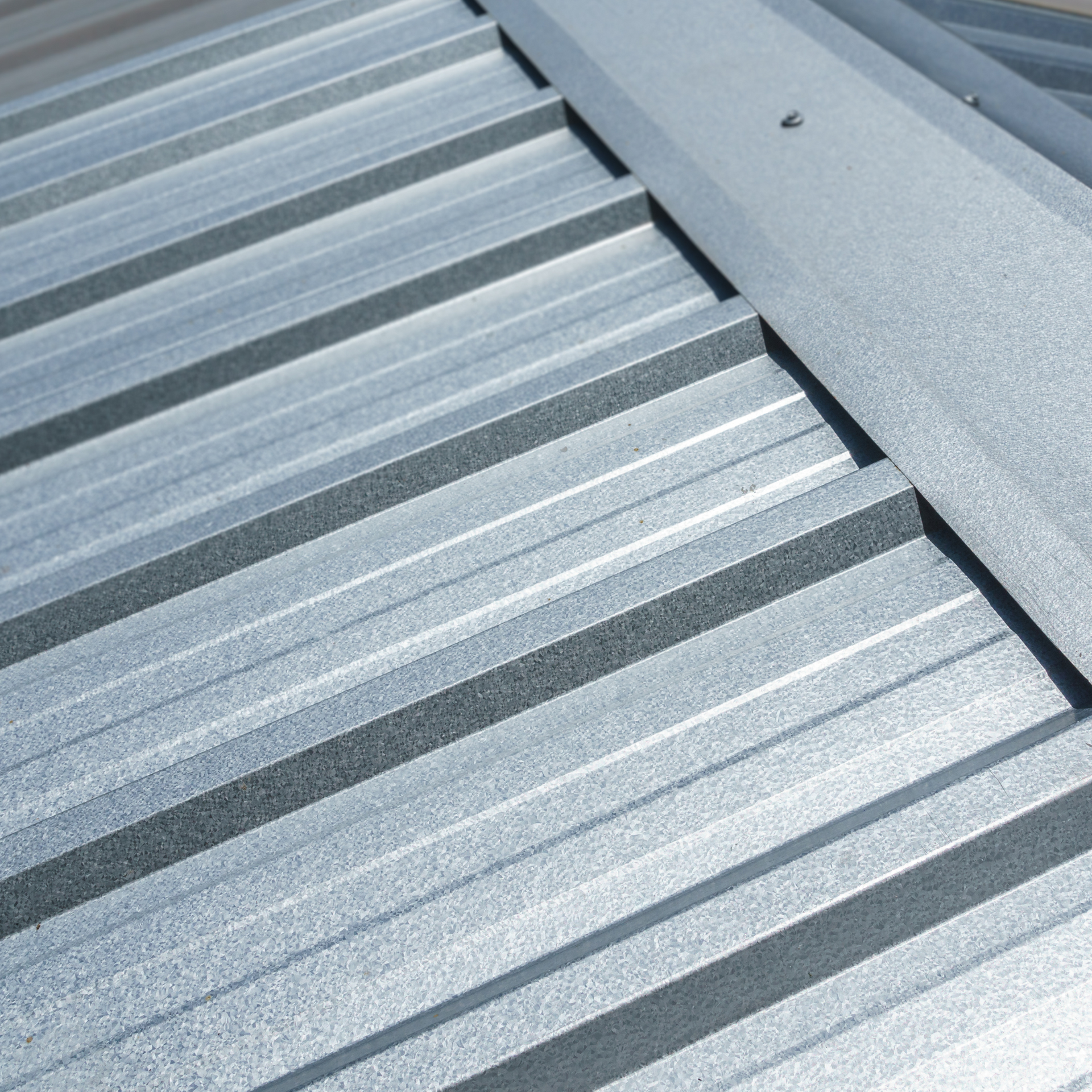 pro roofing and construction metal roofing
