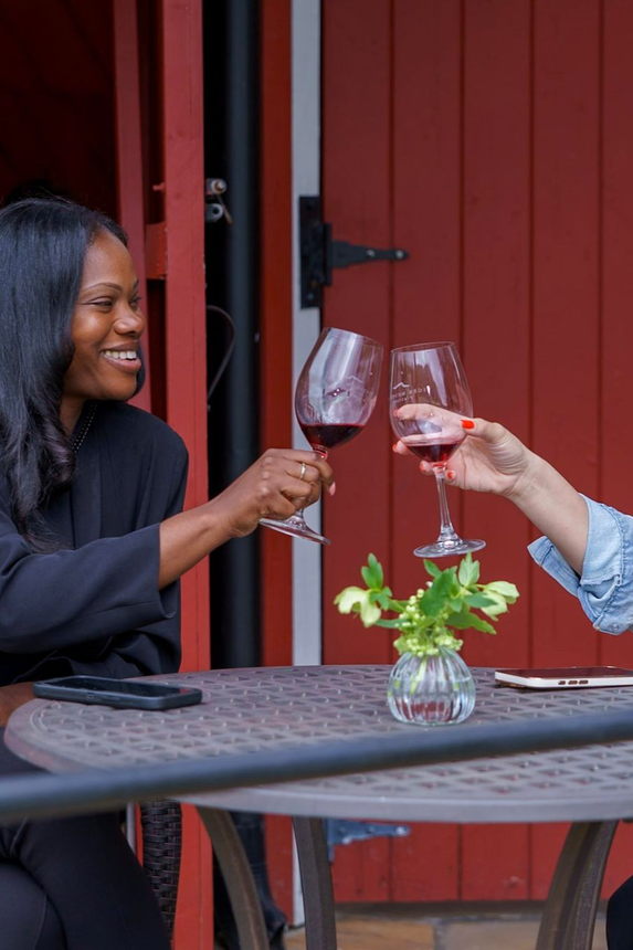 Host your next corporate event at Tiger Mountain Vineyards.