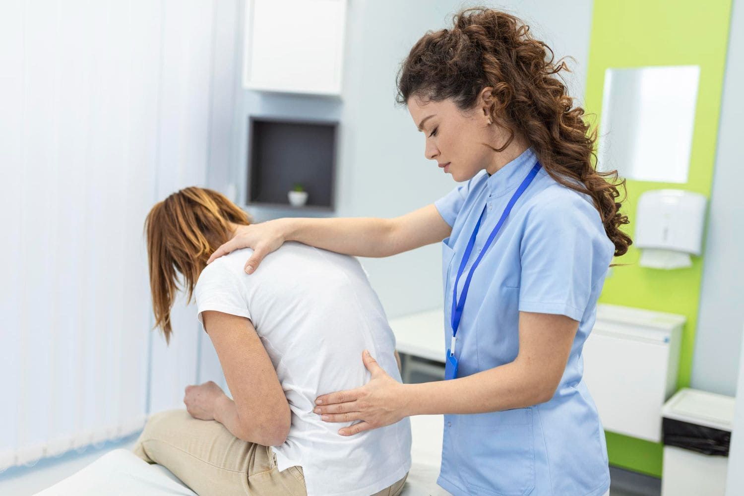 back adjustment chiropractor Sarasota