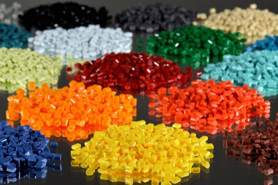 Resine plastiche colorate