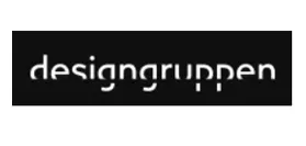 Designgruppens logo på et svart rektangel. Hvit tekst.