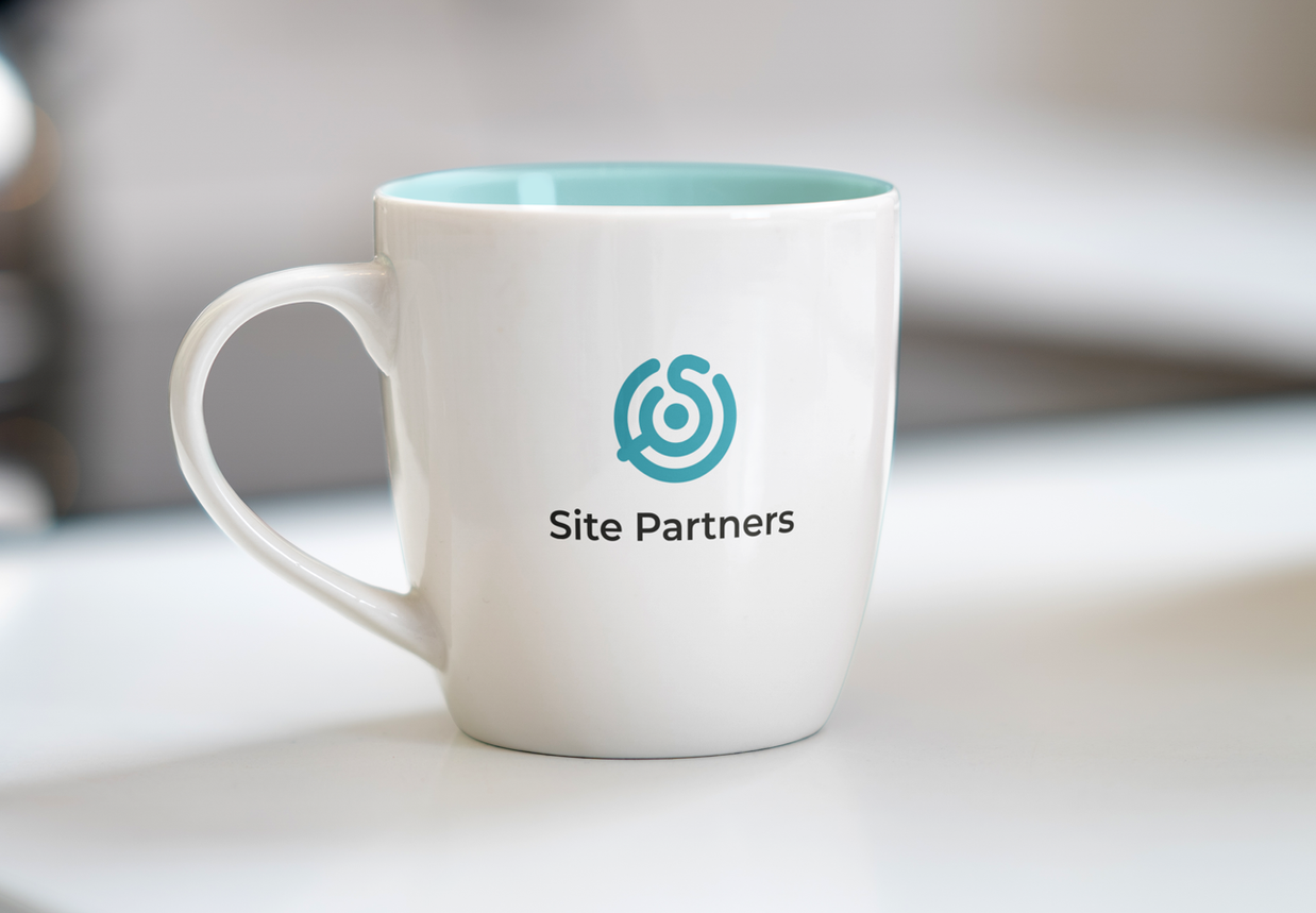 Kopp med logo SitePartner