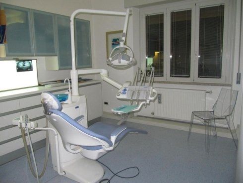 studio dentistico colmano udine sala intervento