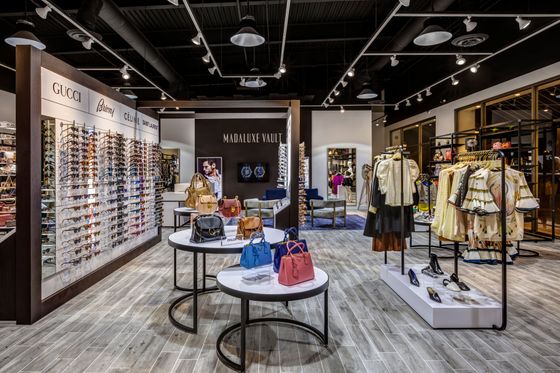 Madaluxe Vault store installation