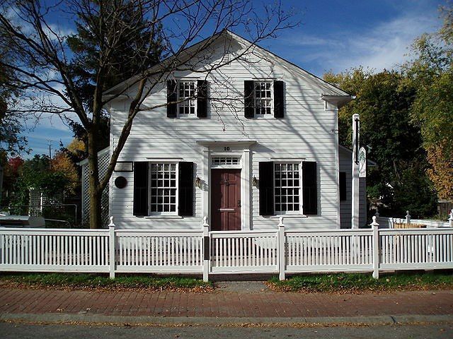 Thornhill Village Library
