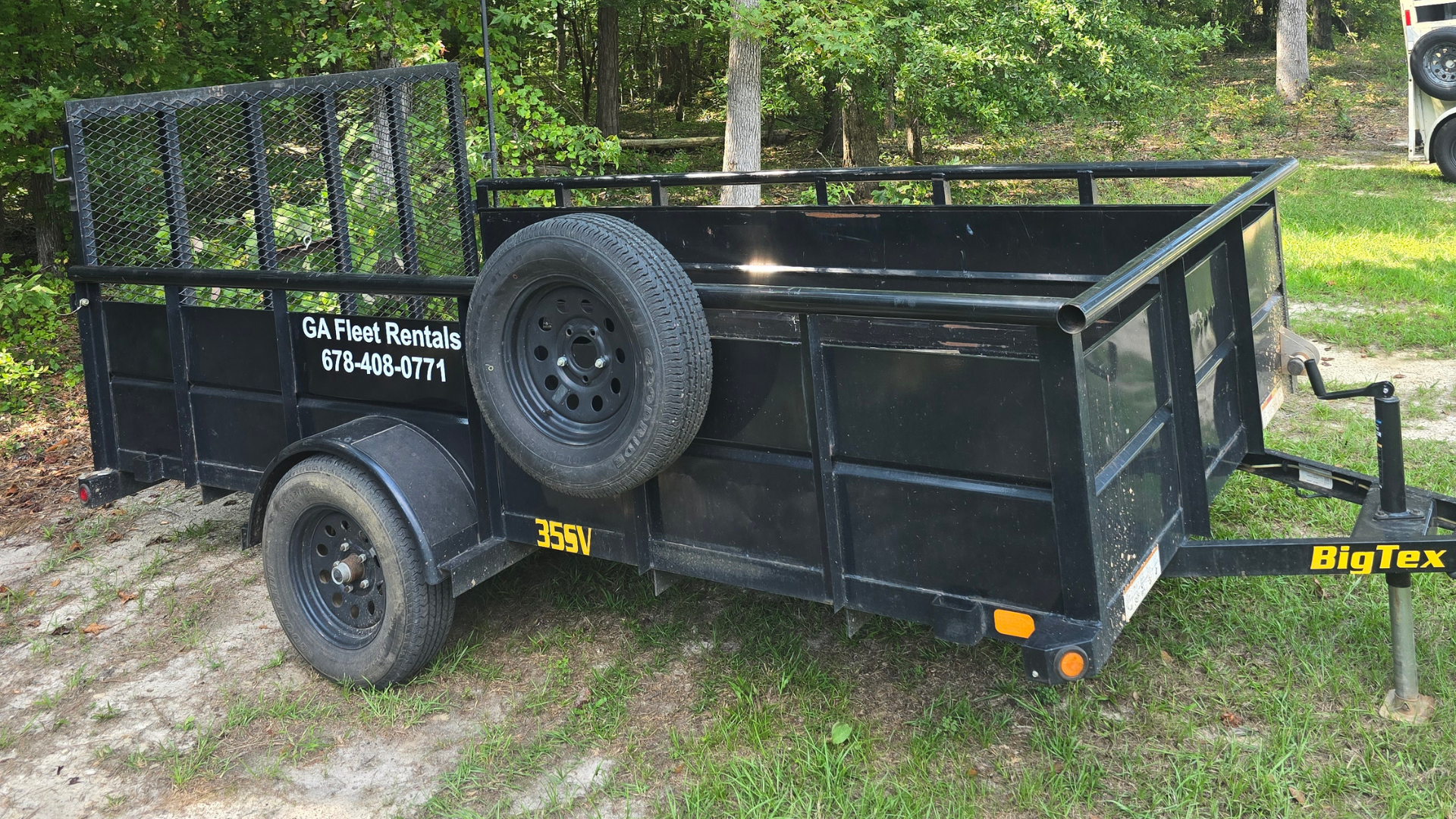 Commercial box truck at job site