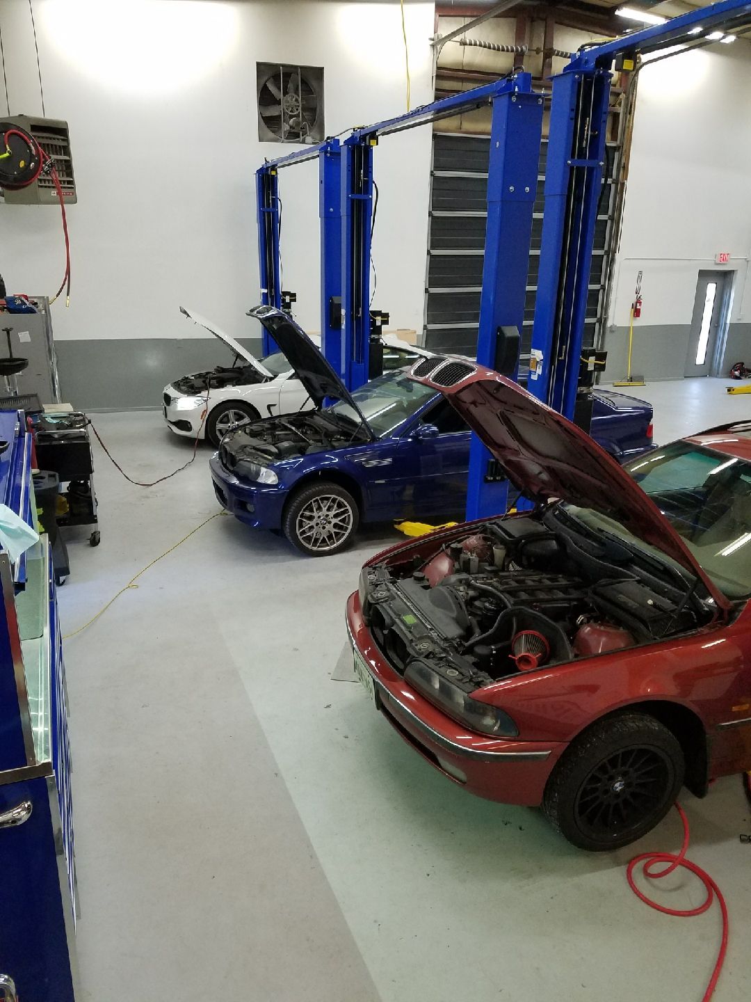 Frederick Auto Repair Service Bays | Premier Autowerks