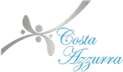 Logo di Costa Azzurra con figura astratta grigia e testo in corsivo azzurro.