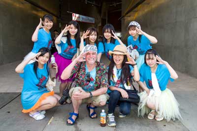 Stephen Carter with Idol Group OS☆U