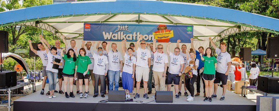 2022 WWalkthon Tantos on stage