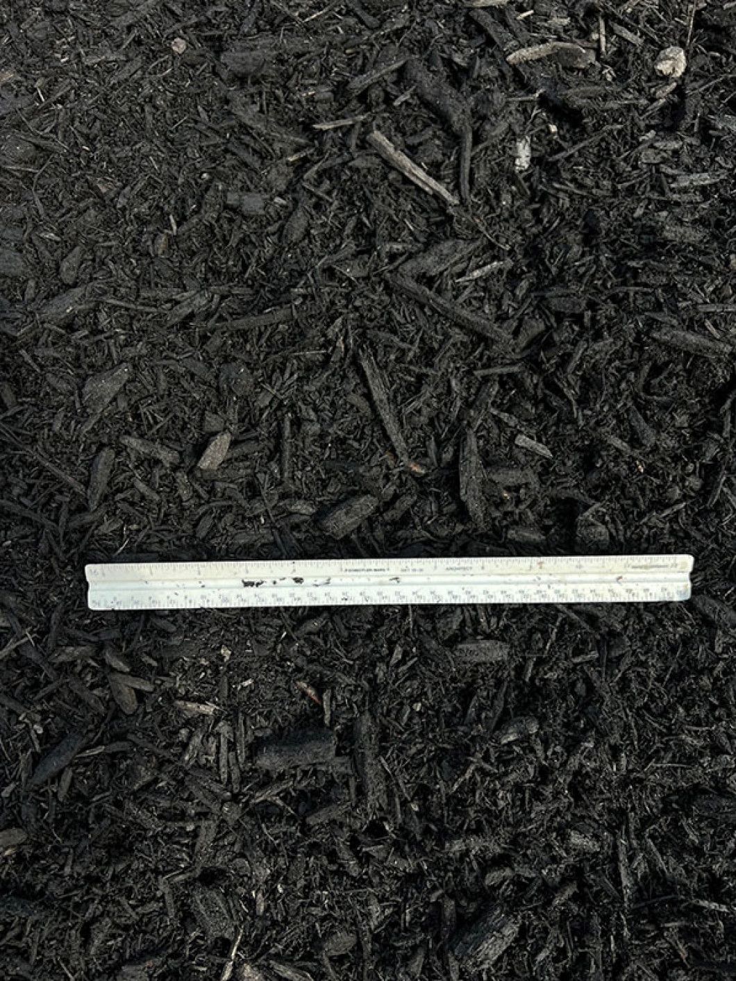 Black Dyed Mulch