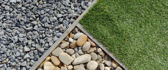 there are three different types of gravel and grass