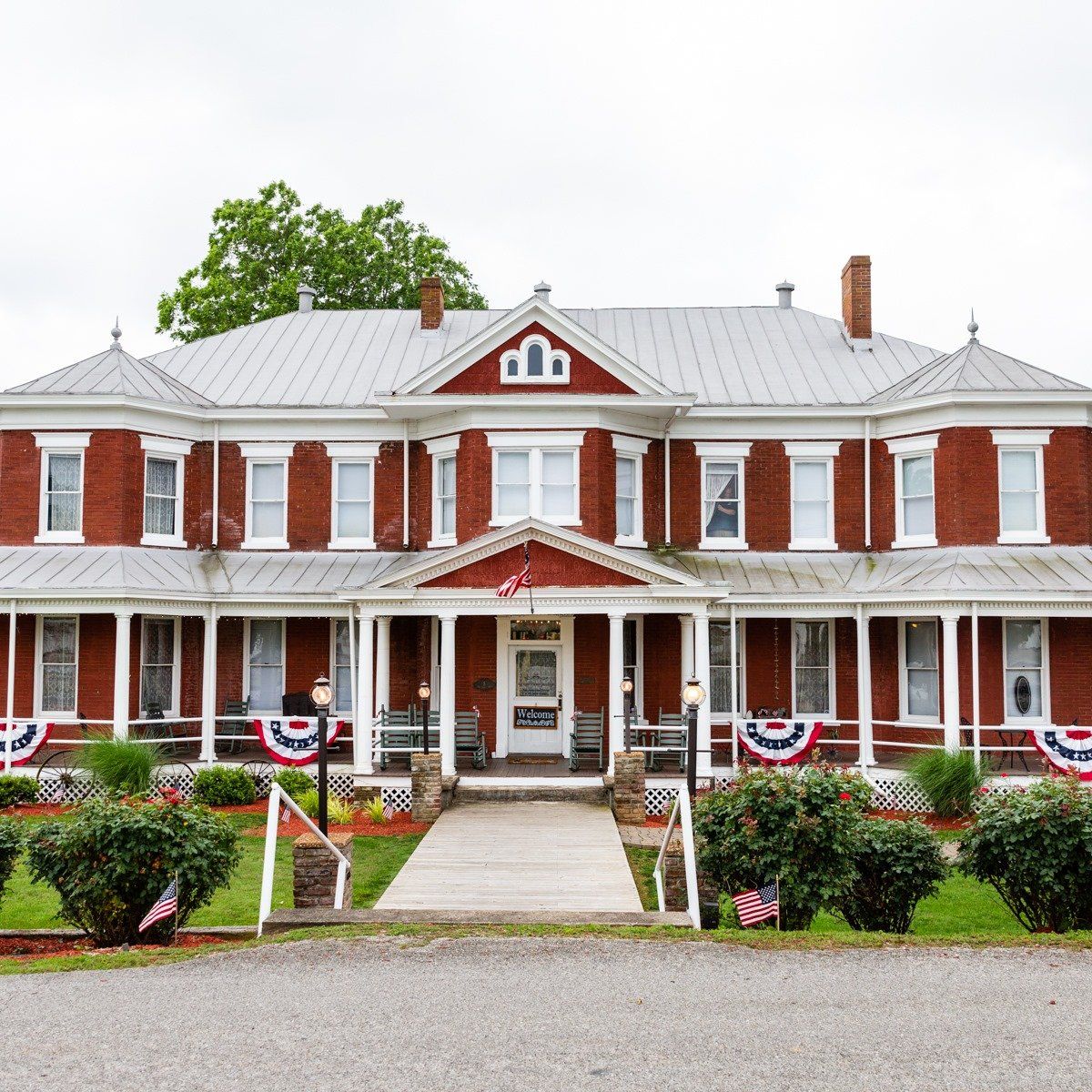 Grand Victorian Inn
