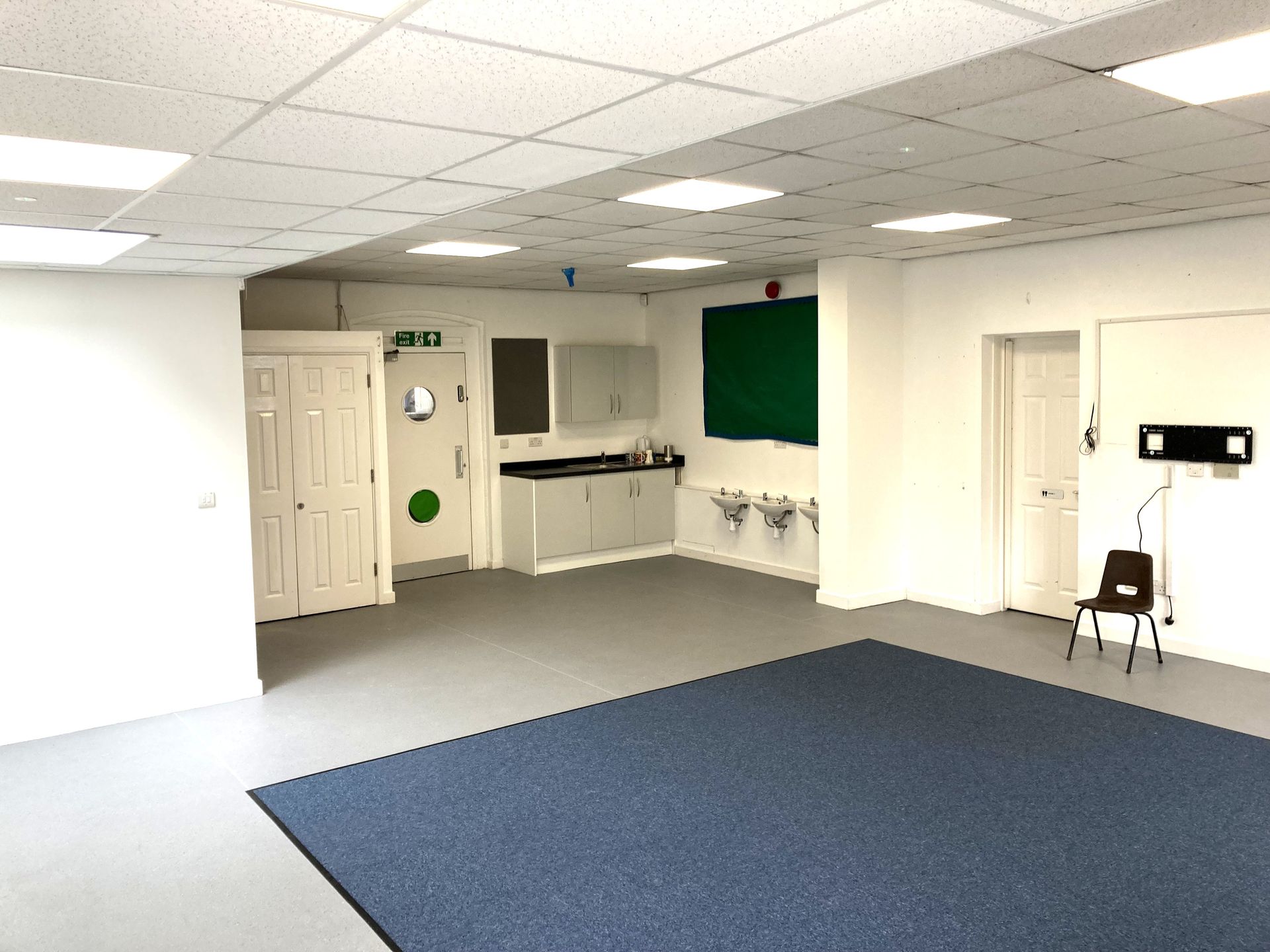 SEND school classroom and washroom extension