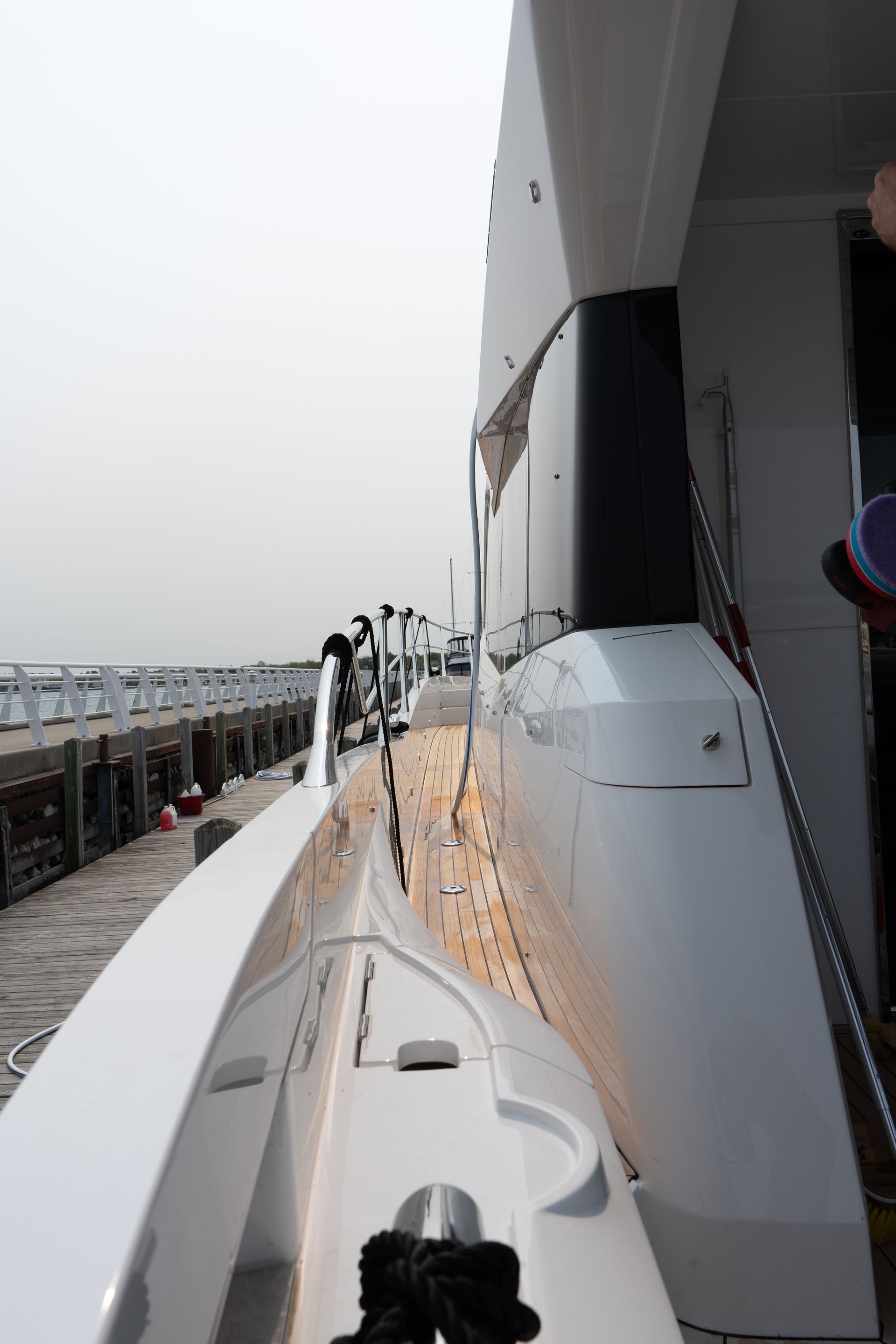 Yacht railing