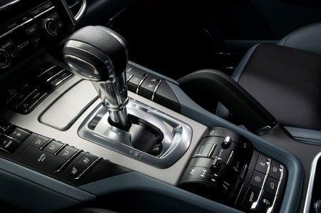 4 Signs Of Transmission Trouble