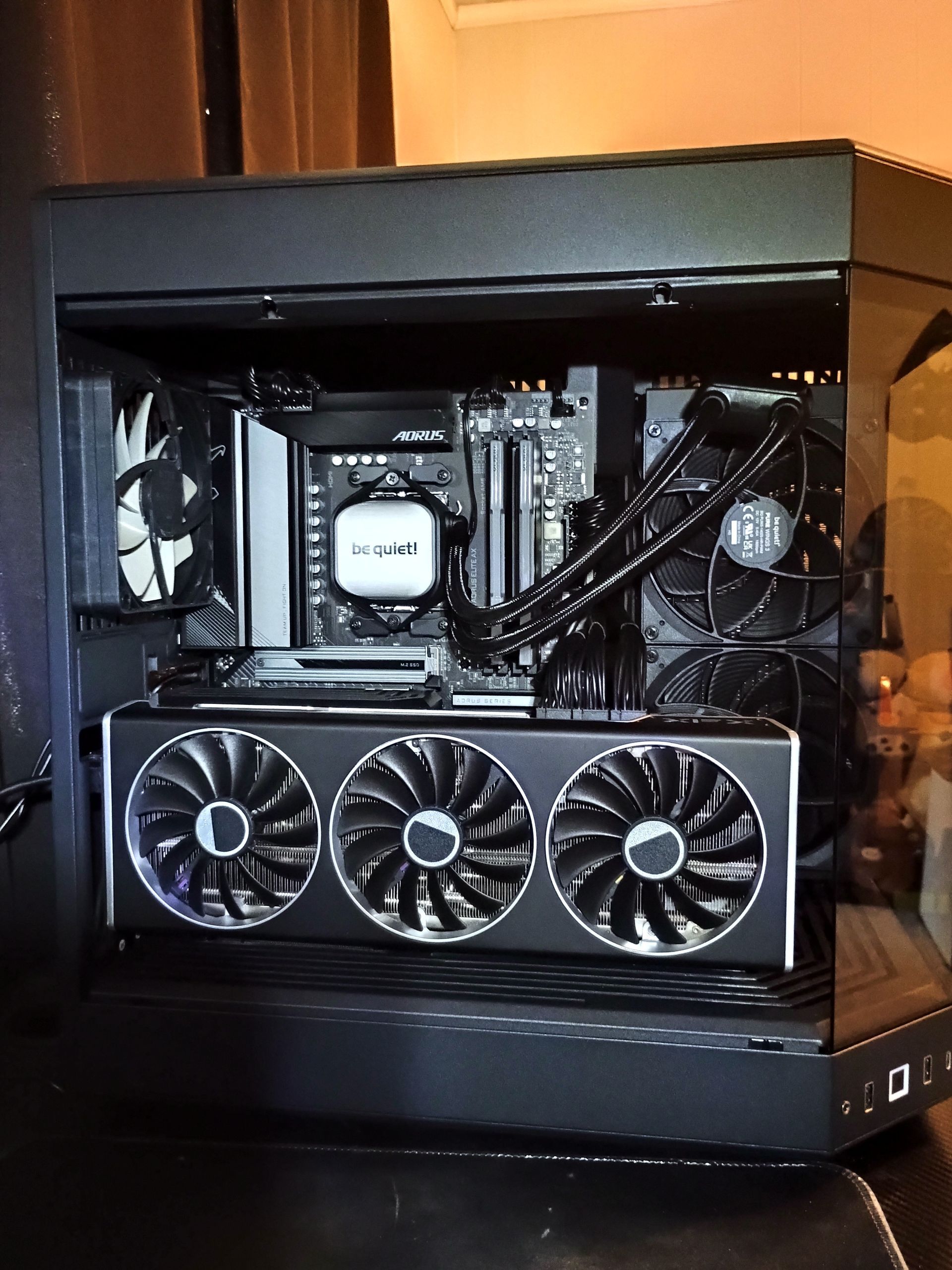 High-Level Gaming Computer AMD Radeon Systems