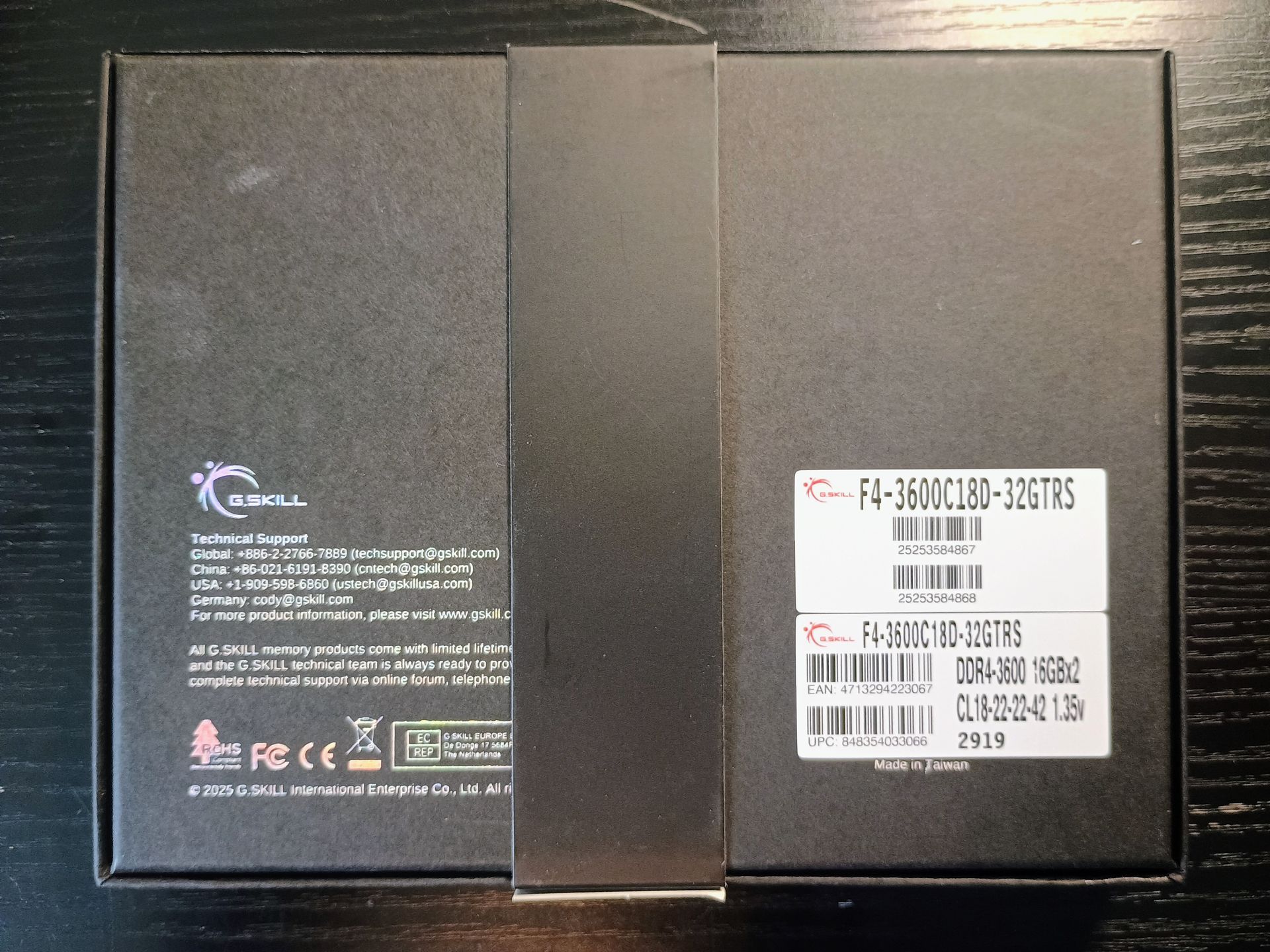 Trident Z Royal 32GB DDR4-3600 CL18-22-22-42 1.35V