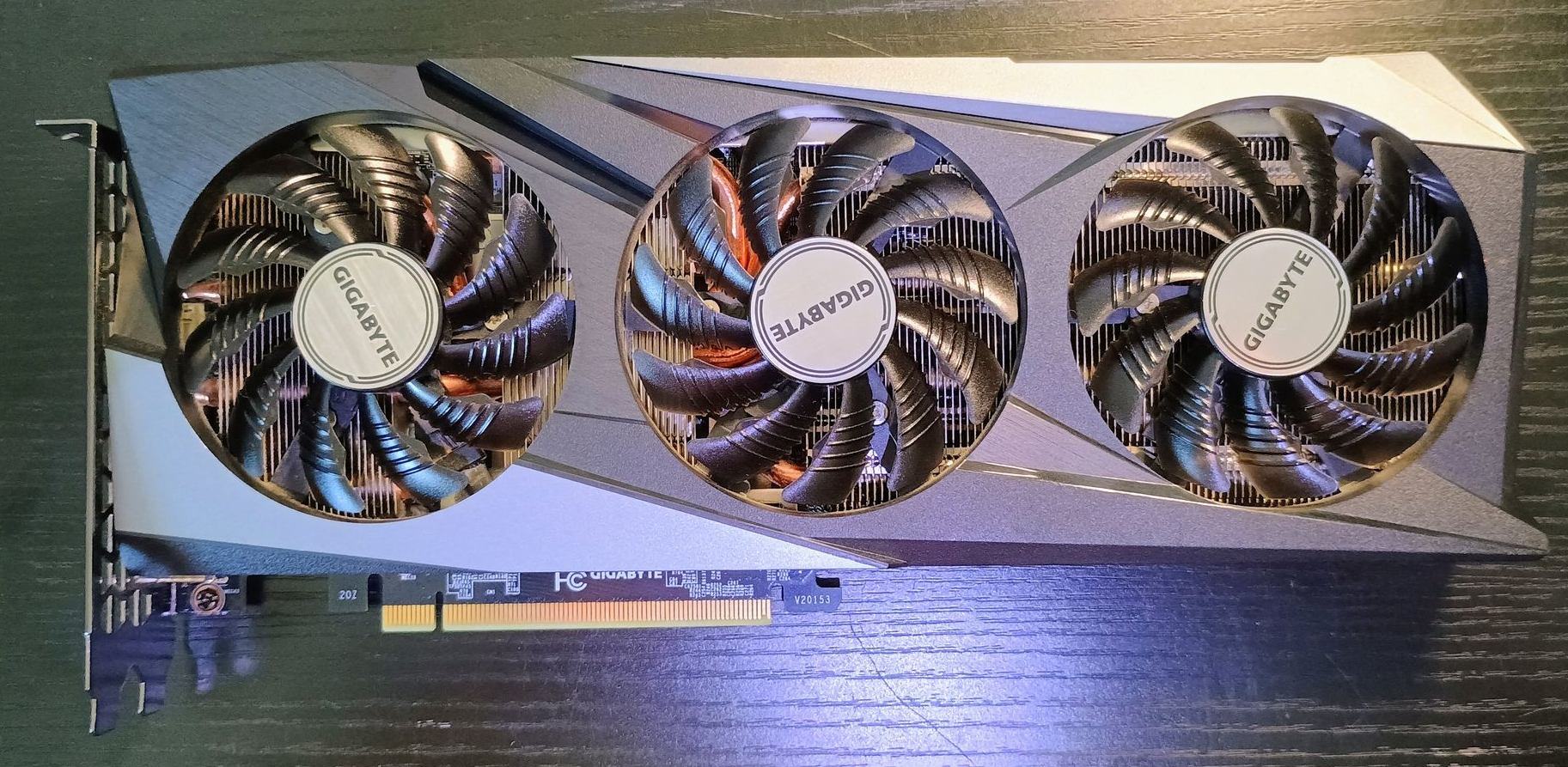 Gigabyte GAMING OC Radeon RX 6800 XT 16 GB Video Card