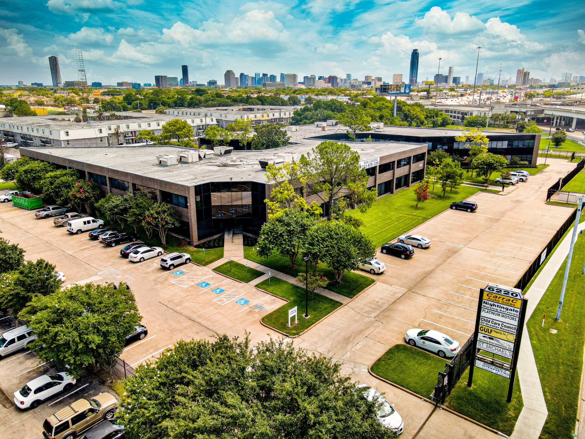 Bird's eye view of exterior of Westpark Plaza property