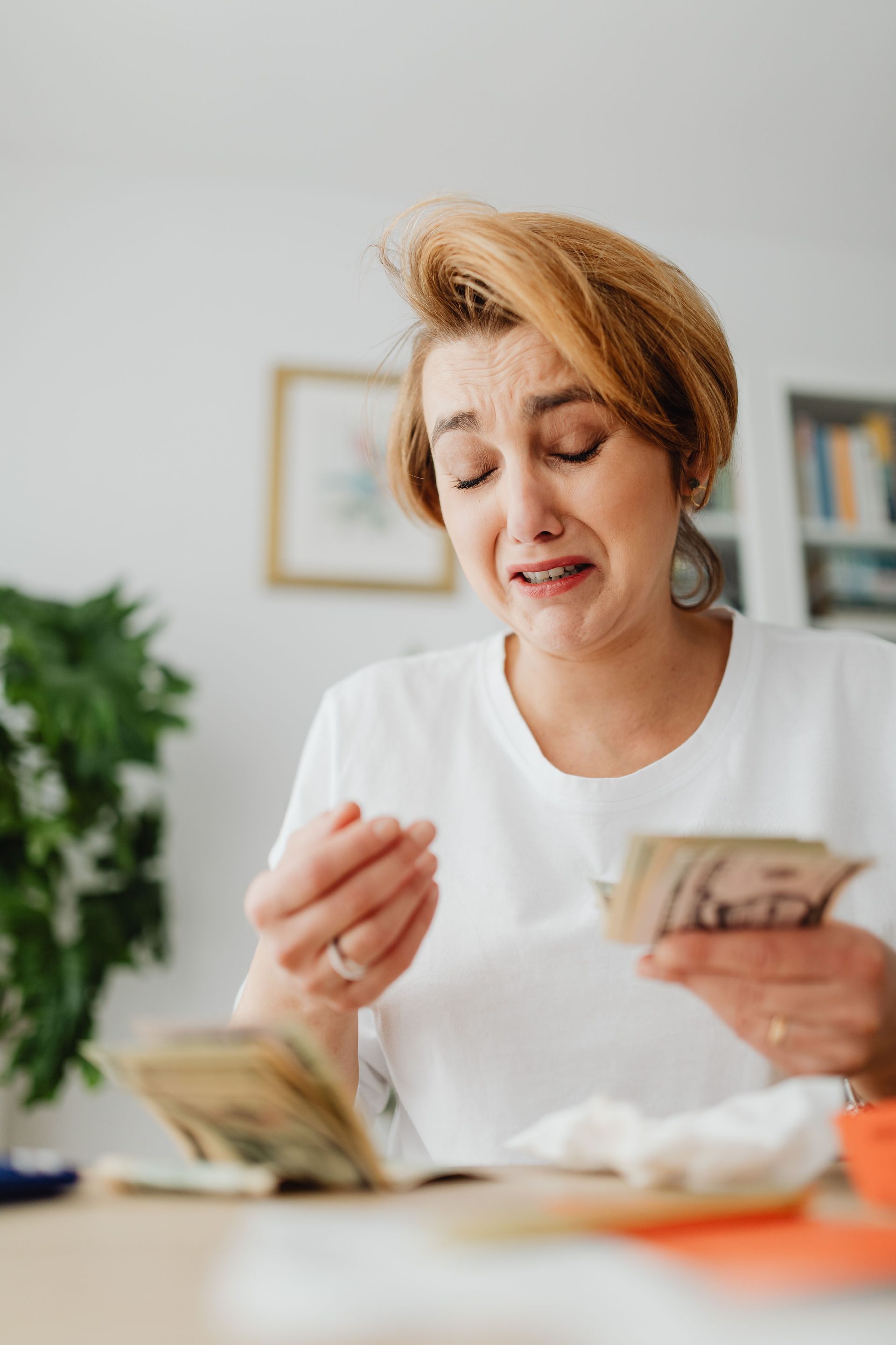 Salario giusto e sanità: cosa cambia per medici, infermieri e OSS esclusi dagli aumenti previsti