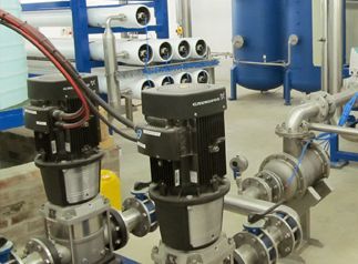 Bombas CR Grundfos en plata de osmosis inversa