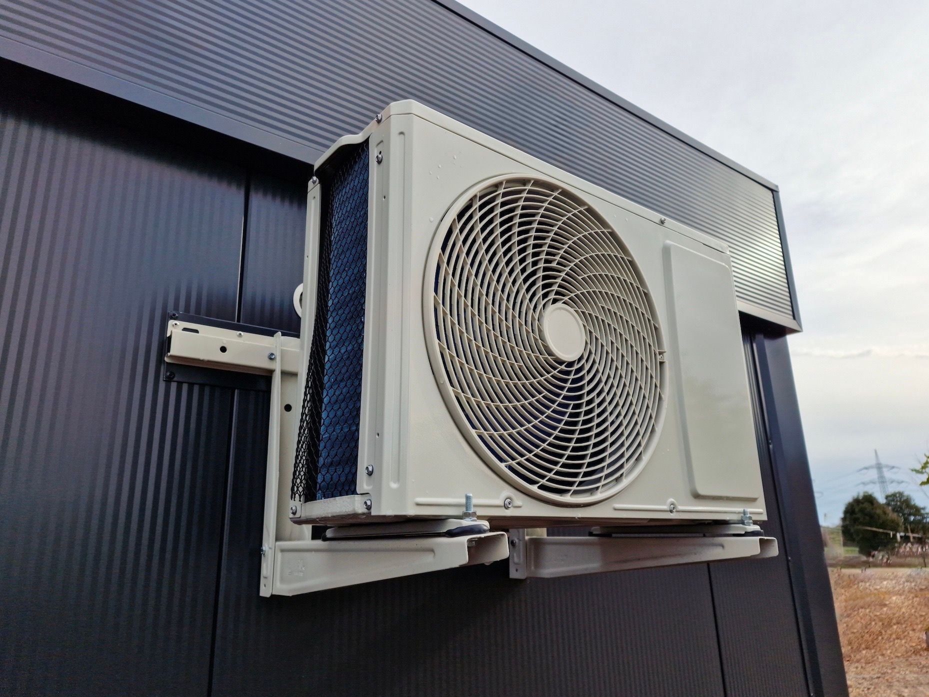 For HVAC system installations in Del City, OK, call Mini Splits Warehouse