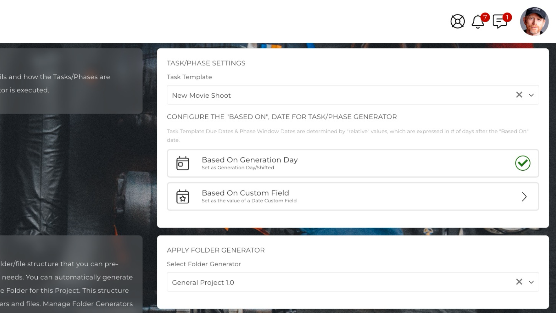 A screenshot of a website showing a man holding a dumbbell.