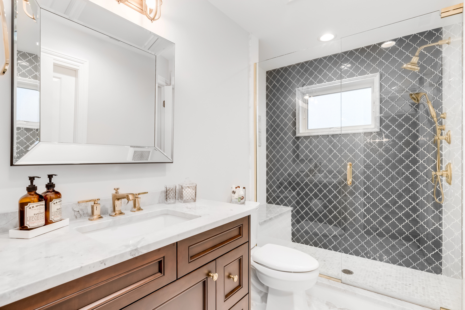 Plan your perfect bathroom remodel with RS Builders. Serving the Louisiana Northshore.