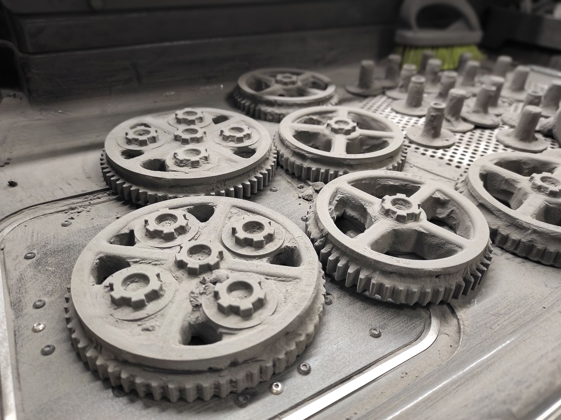 Selective Laser Sintering (SLS)