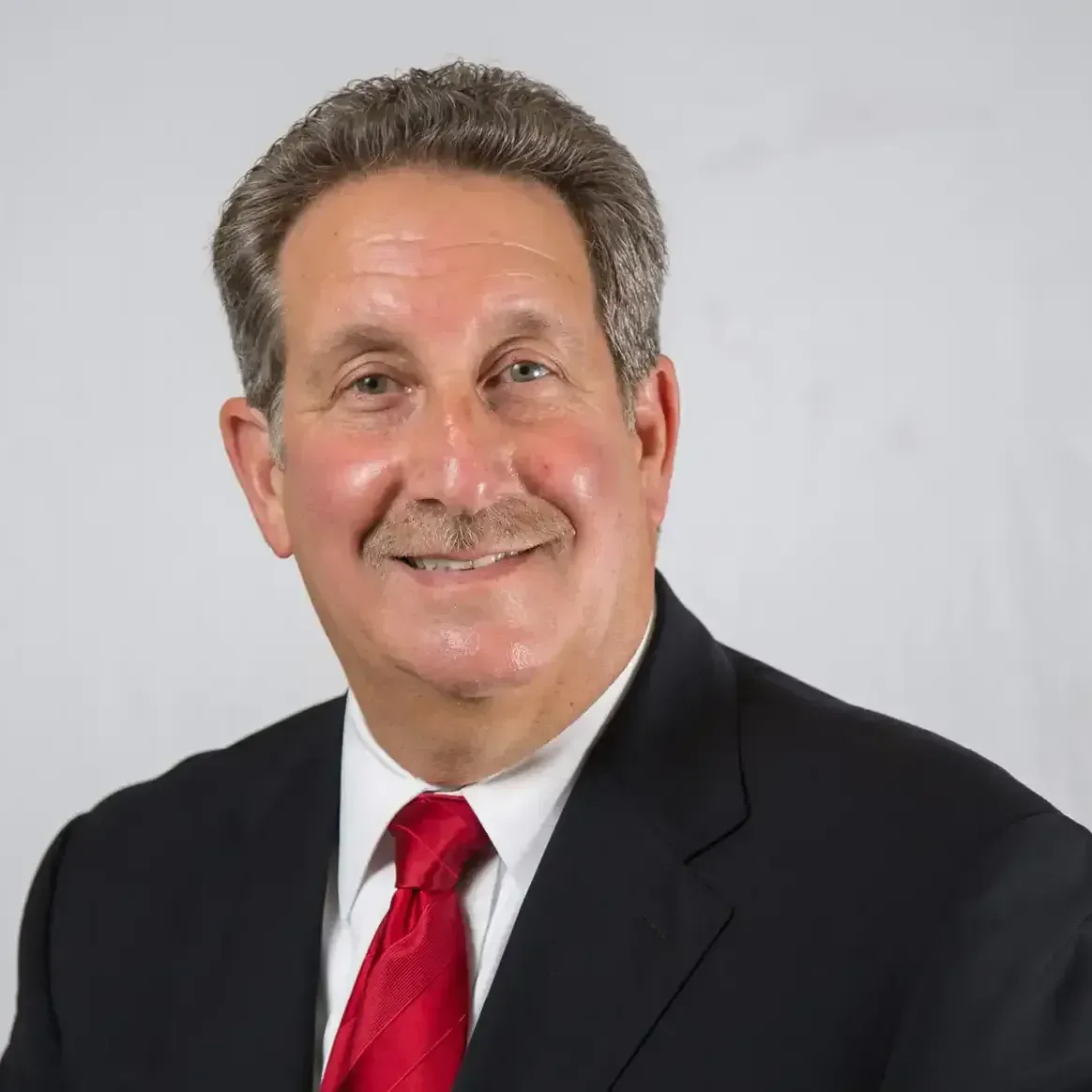 Attorney Michael Fischler Headshot