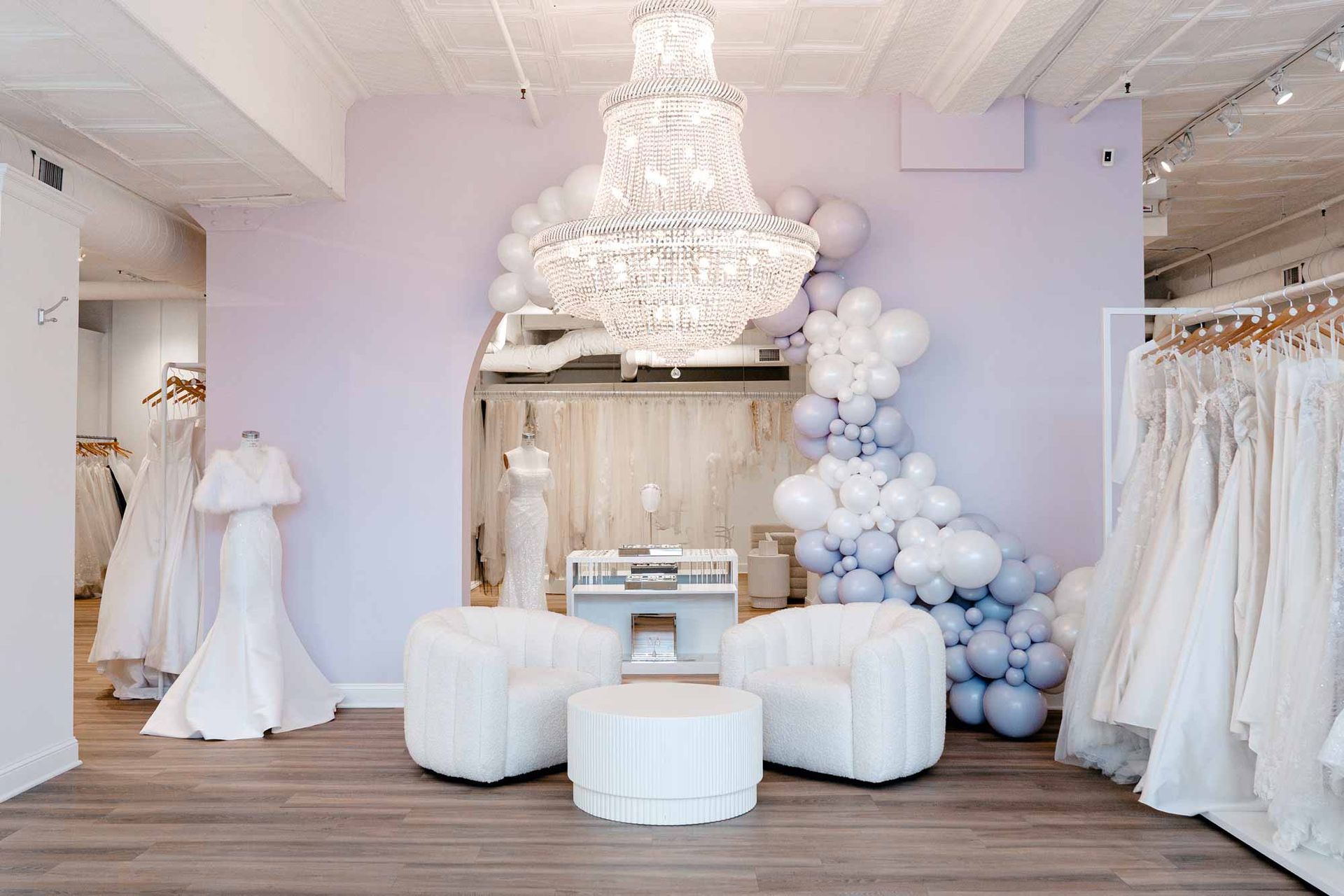 For a fun and unique bridal experience, choose one of these options to elevate your bridal appointment. Celebrate with champagne.