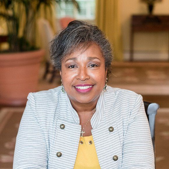 Photo of Dr. Linda R. Jordon