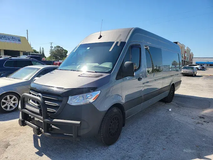 Mercedes Windshield replacement in Tarpon Springs, FL Mercedes Windshield replacement in Tarpon Springs, FL