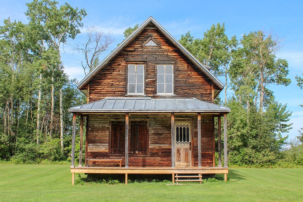 brown wooden house