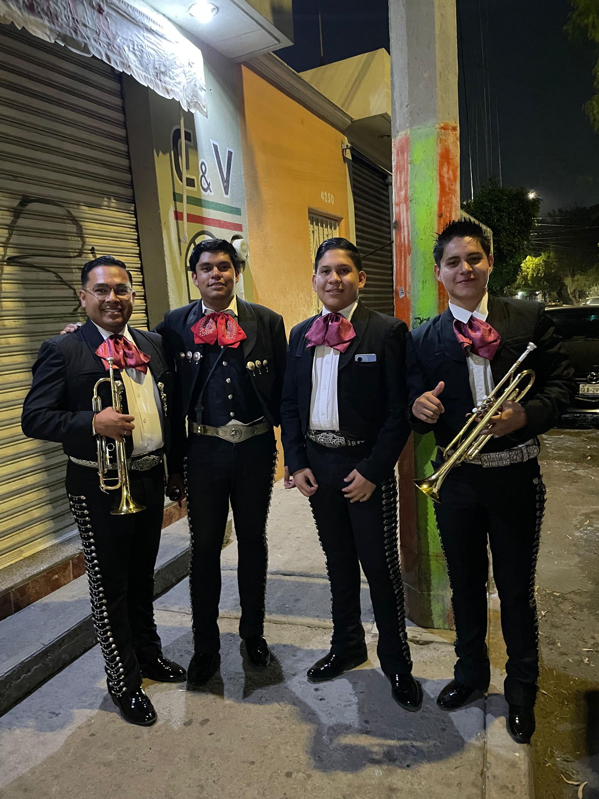 MARIACHI SOL AZTECA