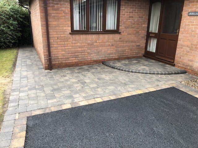 Quality block work driveways by Cheshire Paving Company