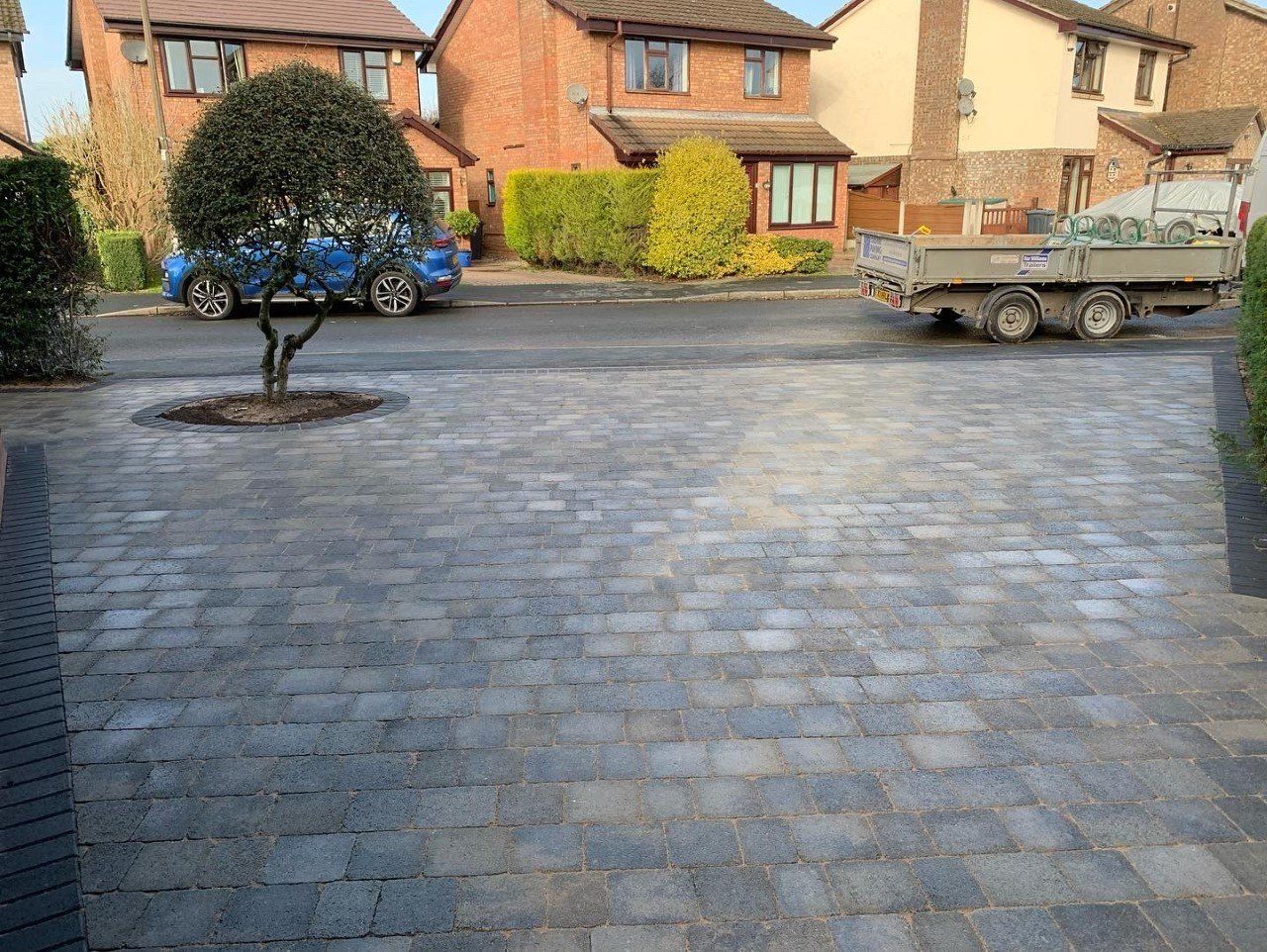Quality driveway in Wincham, Northwich by Cheshire paving Company