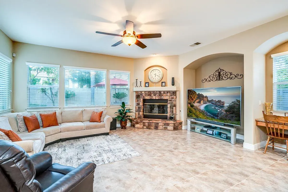 Buy your home with Jill Van Dusen