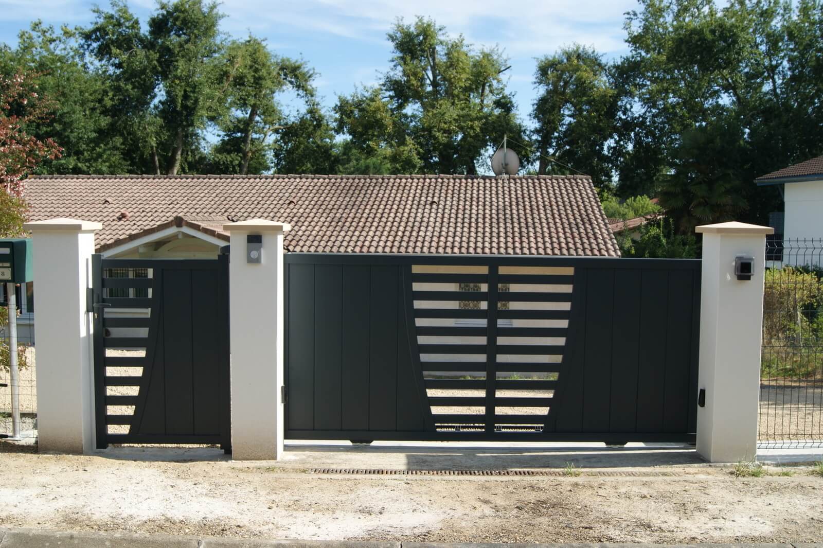 Installation de portails dans les Landes