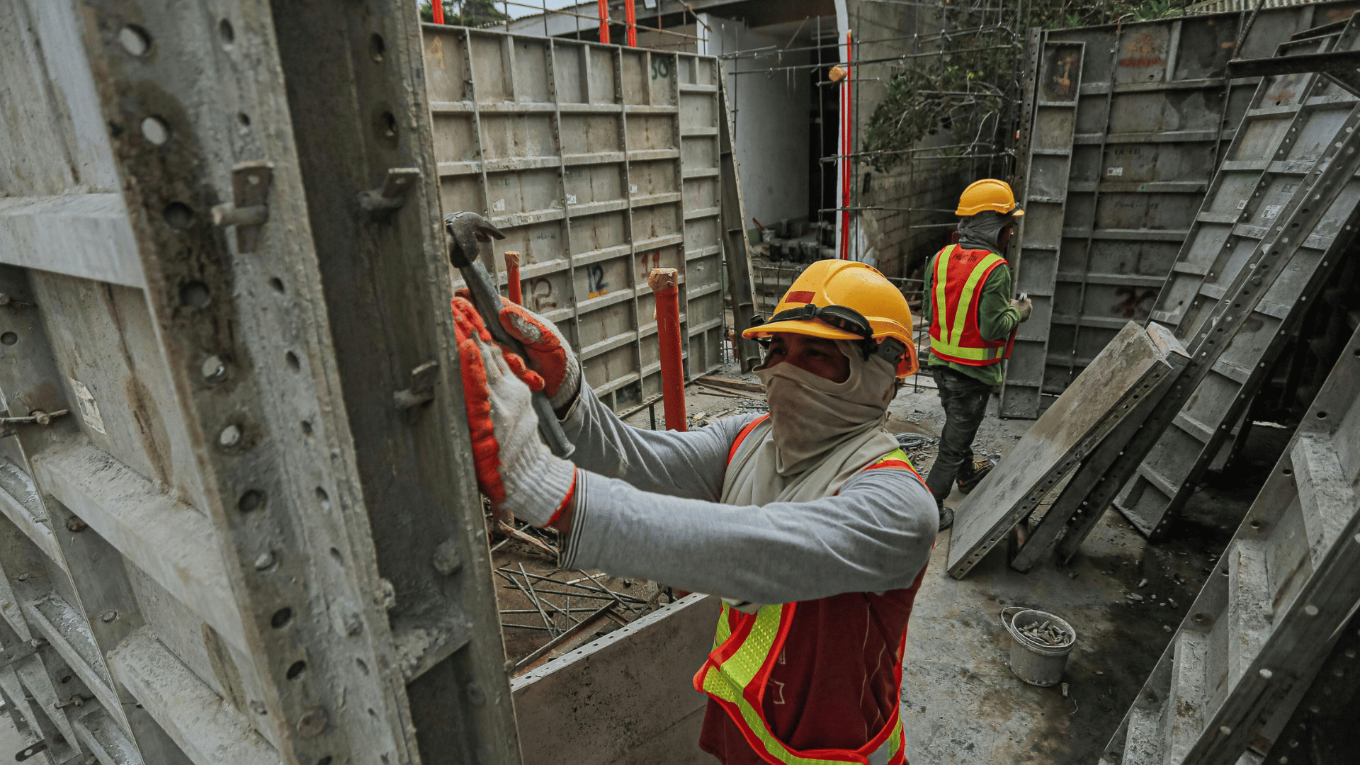 Bulk ICF blocks for contractors and concrete form blocks for builders supporting residential and commercial construction projects