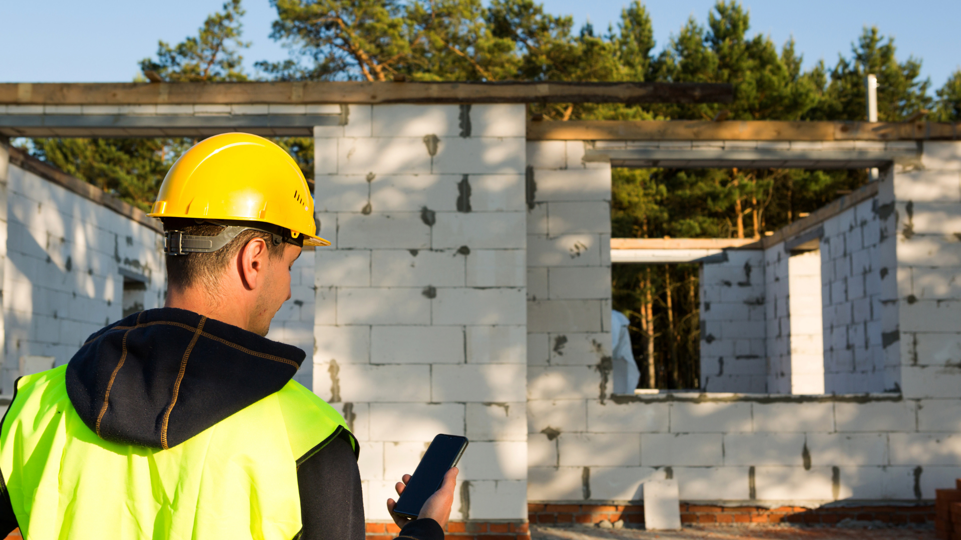 ICF forming system rentals and bracing equipment for ICF contractors supporting construction projects with flexible equipment access
