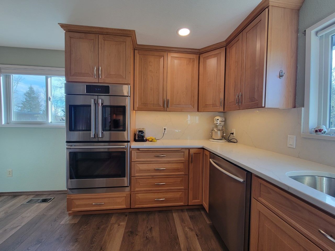 A Kitchen with Wooden Cabinets | Chehalis, WA | Kitchens Complete