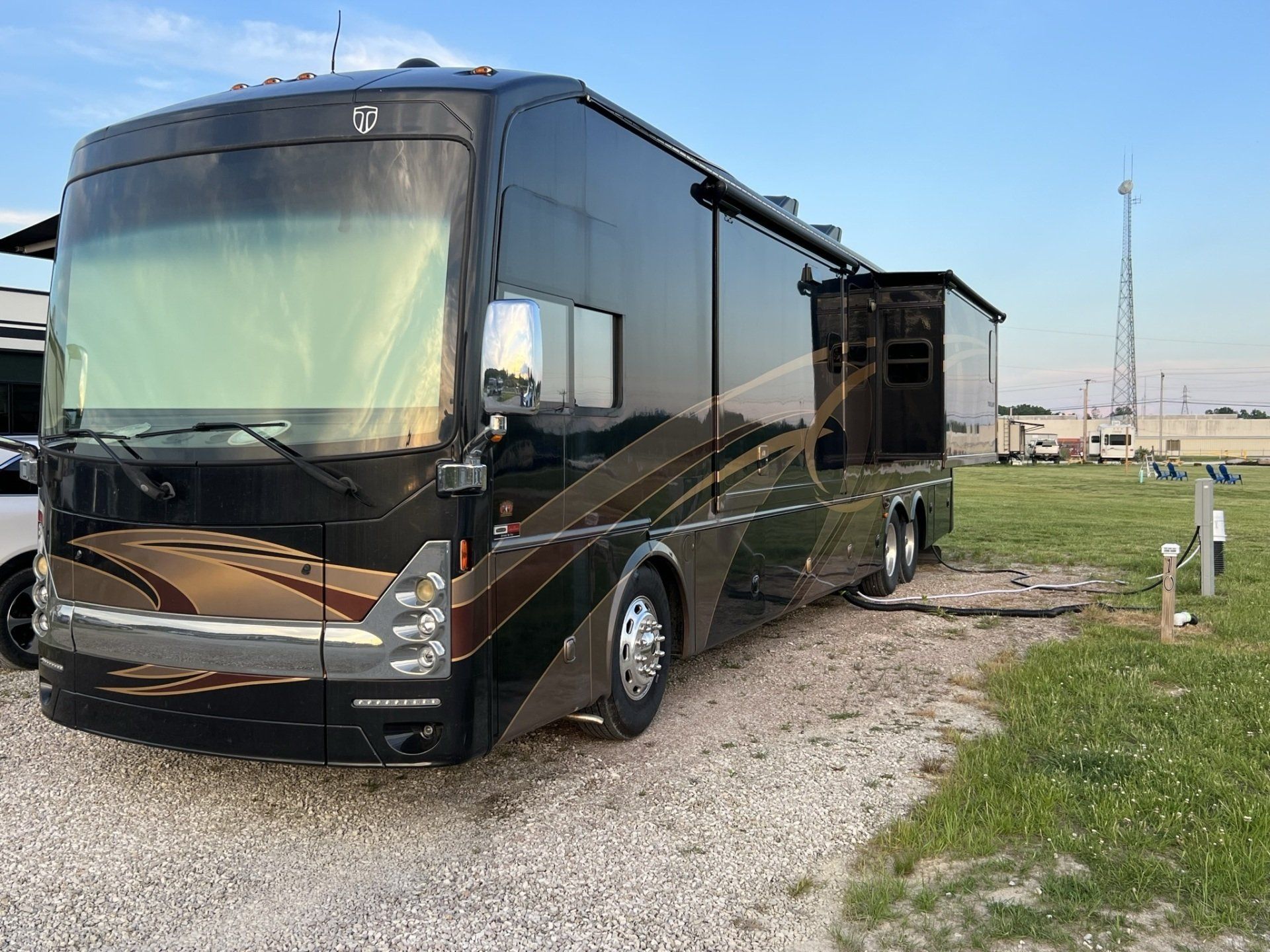 Large RV